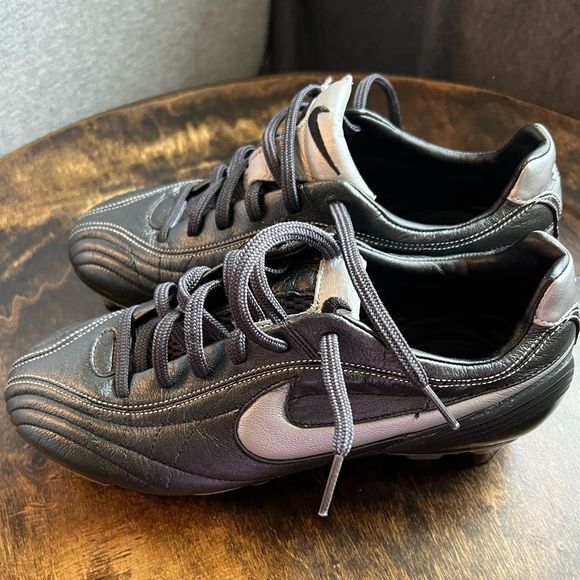 Women's Nike Tiempo Zoom Air Legend FG Cleats - Picture 4 of 11